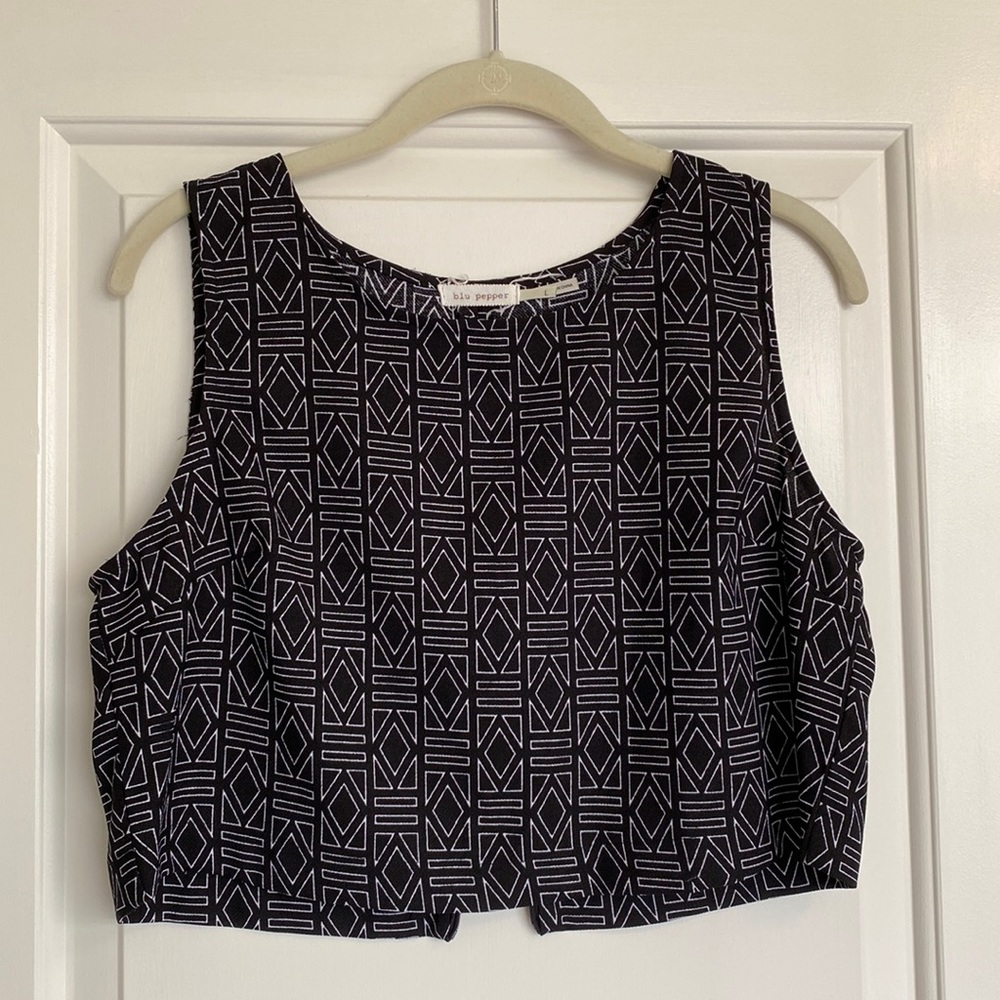 Cropped Pattern Tank with Back Zip Detail